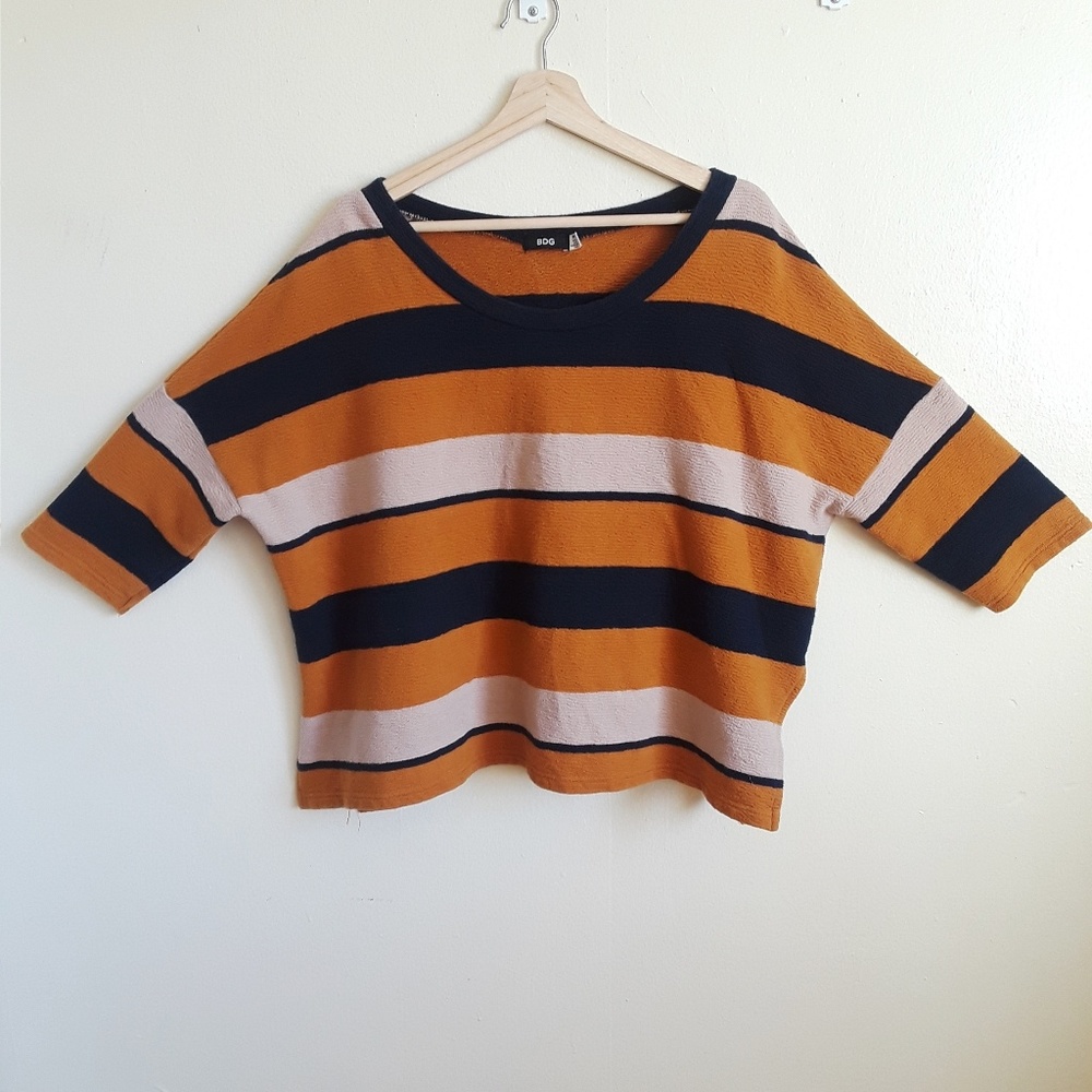 BDG gold and navy tonesoversized flowy striped top - Picture 2 of 5